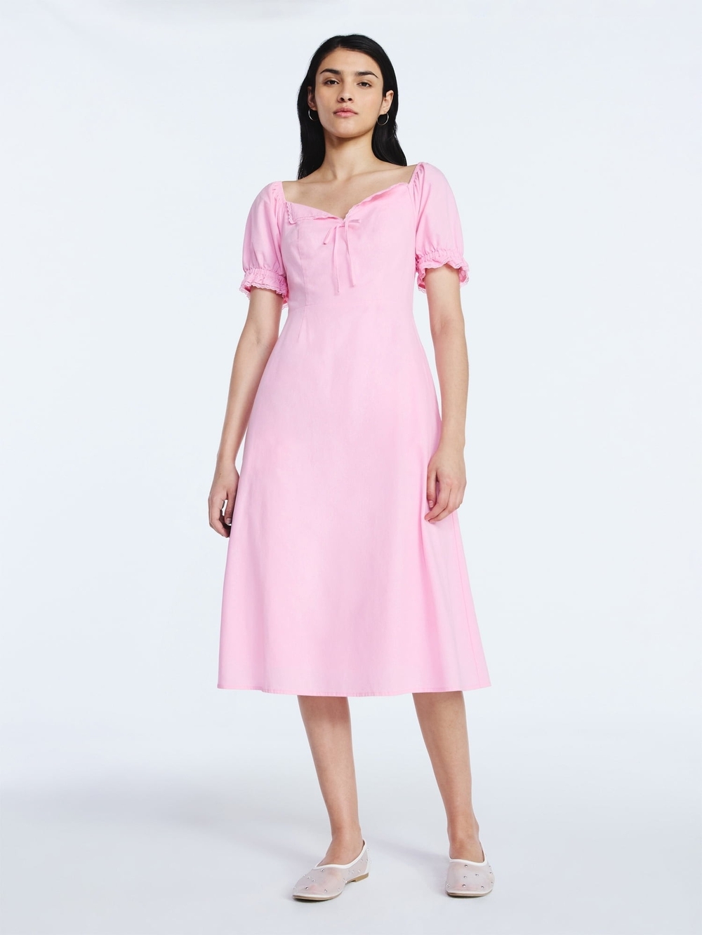 Soft Pink Midi Dress with Feminine V-Neck – Scoop (NWT)